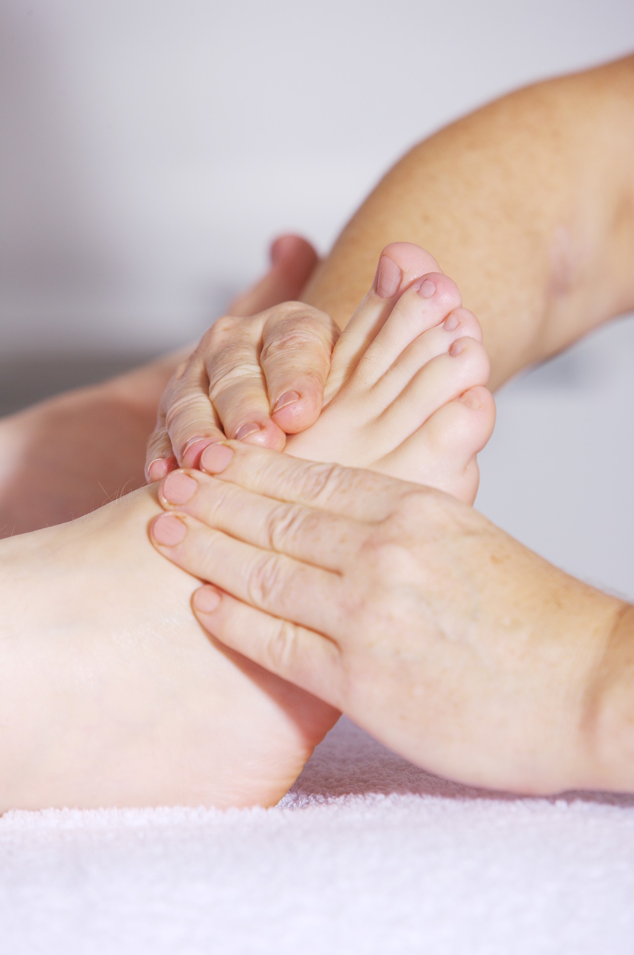 Reflexology Feet Massage